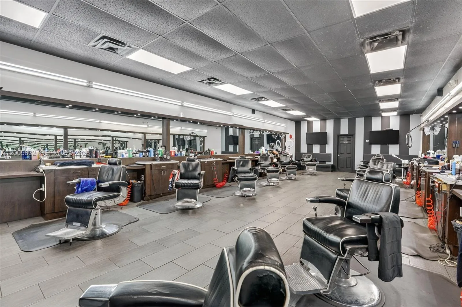 Established Barbershop for Sale – Prime Kendall Location, Kendall, FL 33175 photo 3