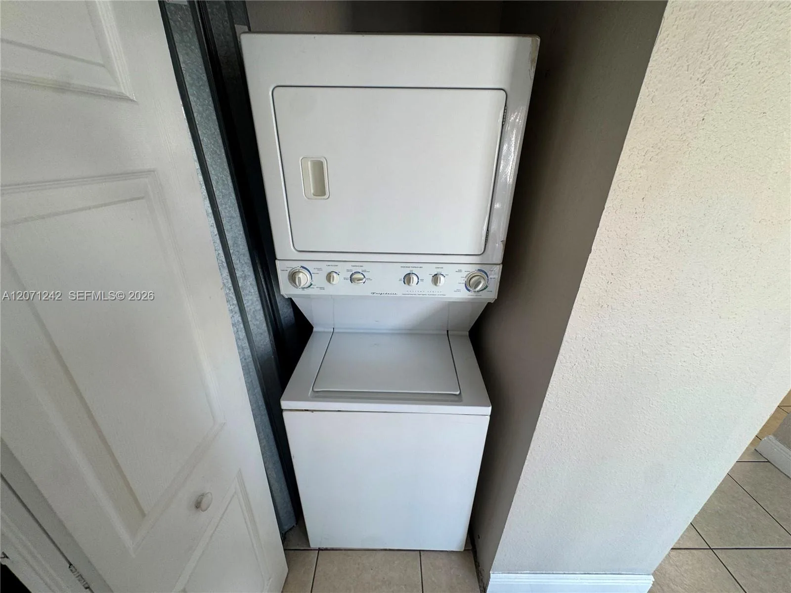 6940 NW 179th St # 404-7, Hialeah, FL 33015 photo 11