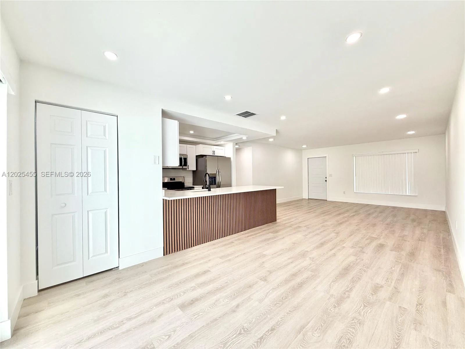 10209 SW 20th Ter, Miami, FL 33165 photo 10