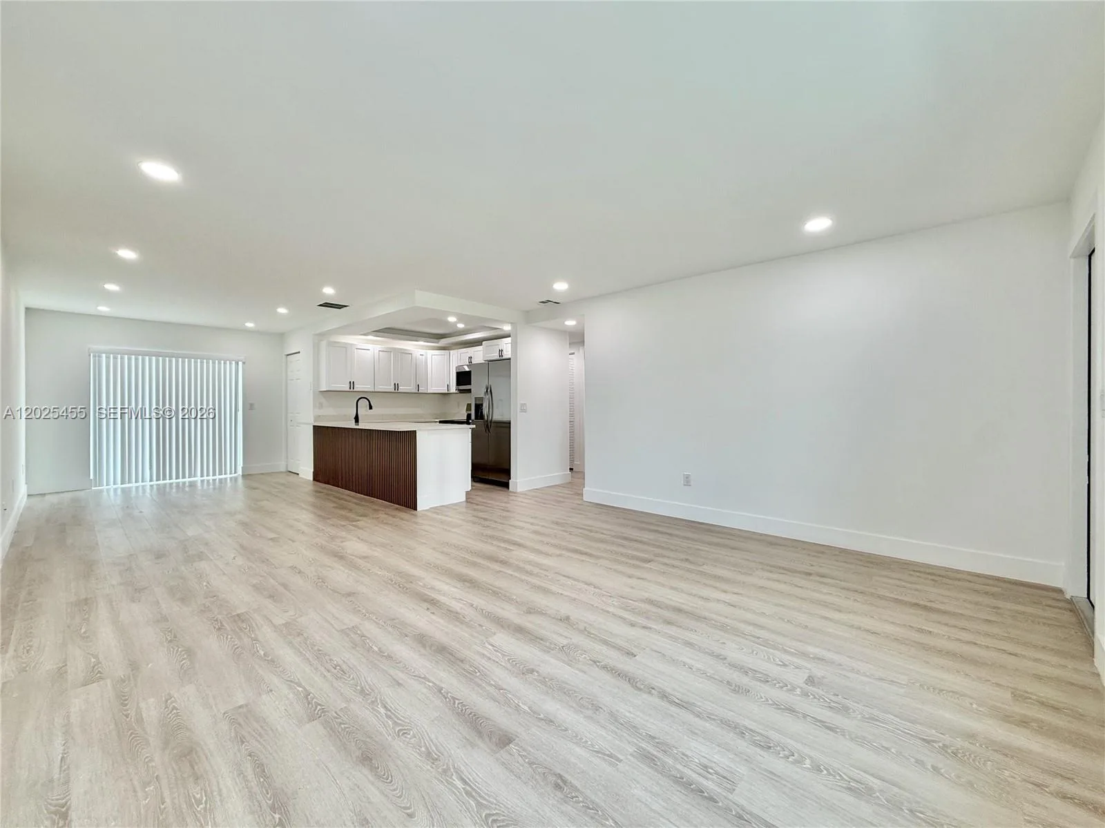10209 SW 20th Ter, Miami, FL 33165 photo 11