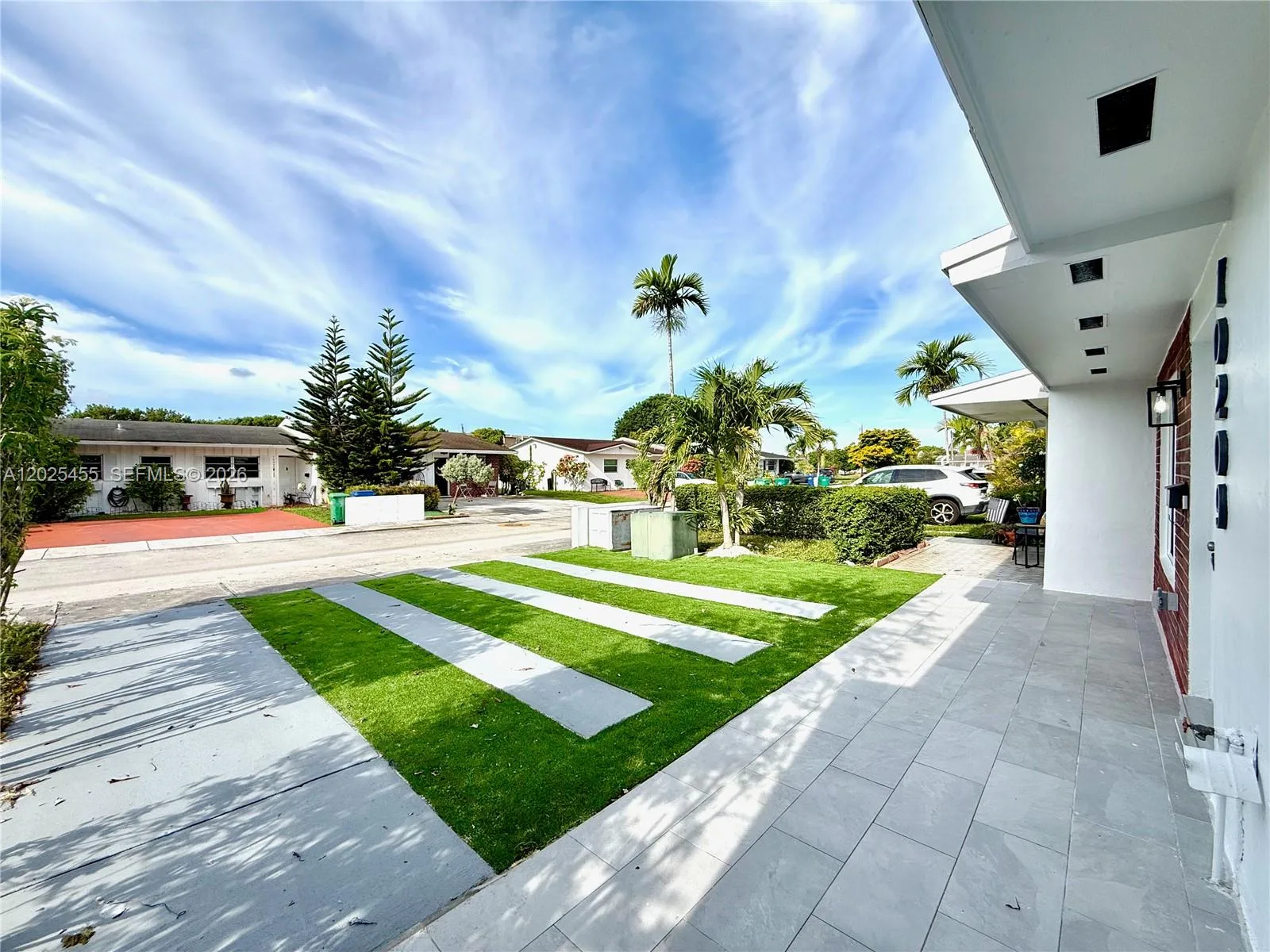 10209 SW 20th Ter, Miami, FL 33165 photo 3