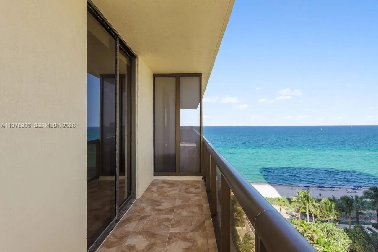 16275 Collins Ave # 904, Sunny Isles Beach, FL 33160 photo 4