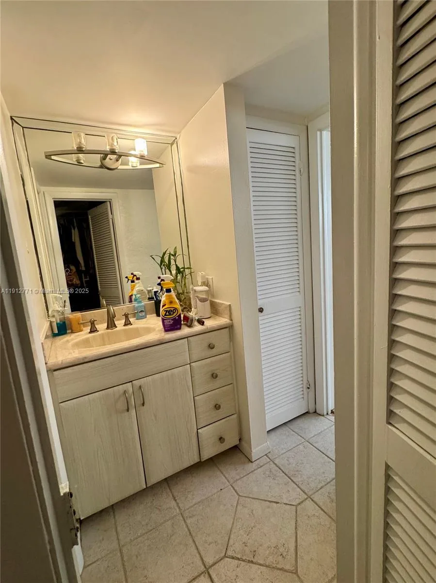 16518 NE 26th Ave # 304, North Miami Beach, FL 33160 photo 10