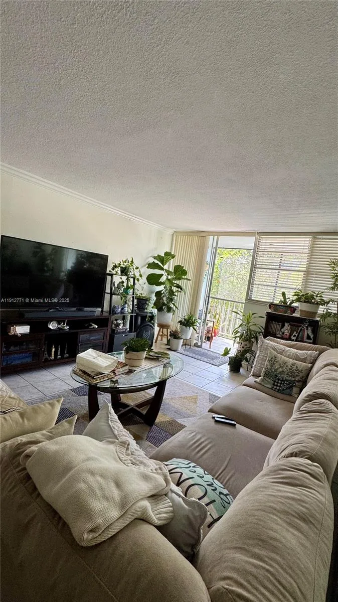 16518 NE 26th Ave # 304, North Miami Beach, FL 33160 photo 6