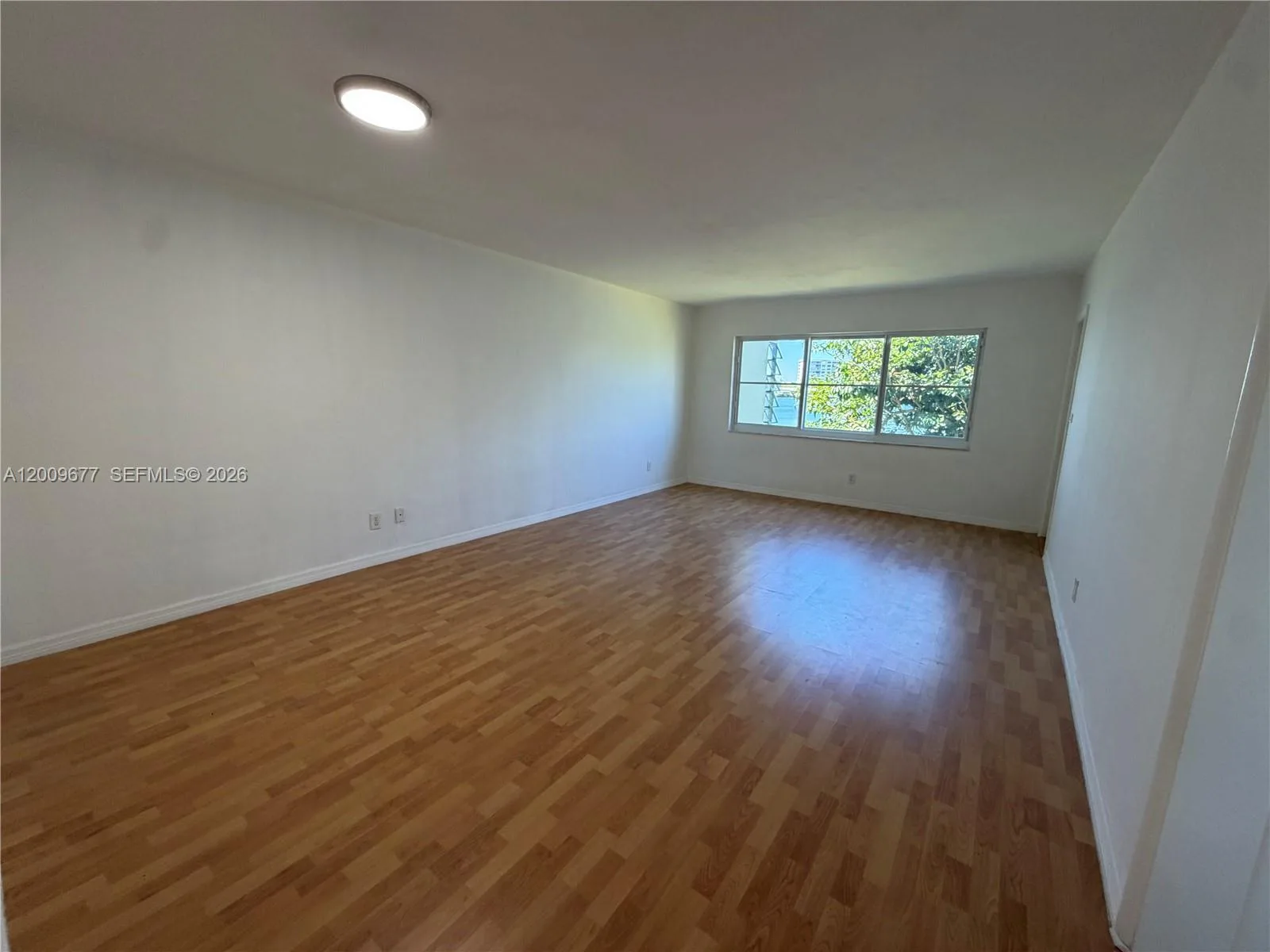 1530 NE 191st St # 205, Miami, FL 33179 photo 10