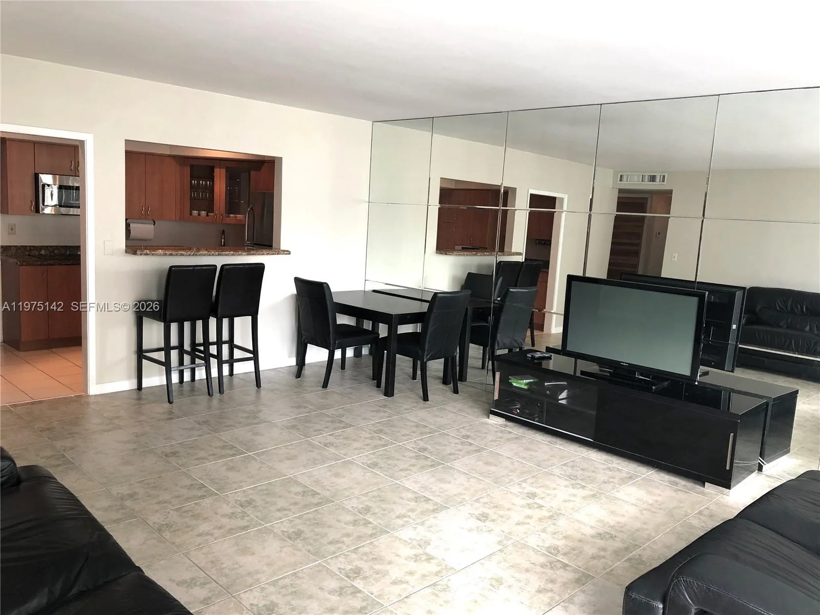 1408 Brickell Bay Dr # 404, Miami, FL 33131 photo 3
