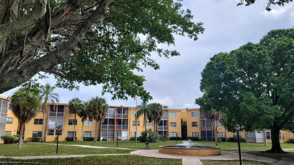 4344 NW 9TH Avenue # 11-1B, Deerfield Beach, FL 33064