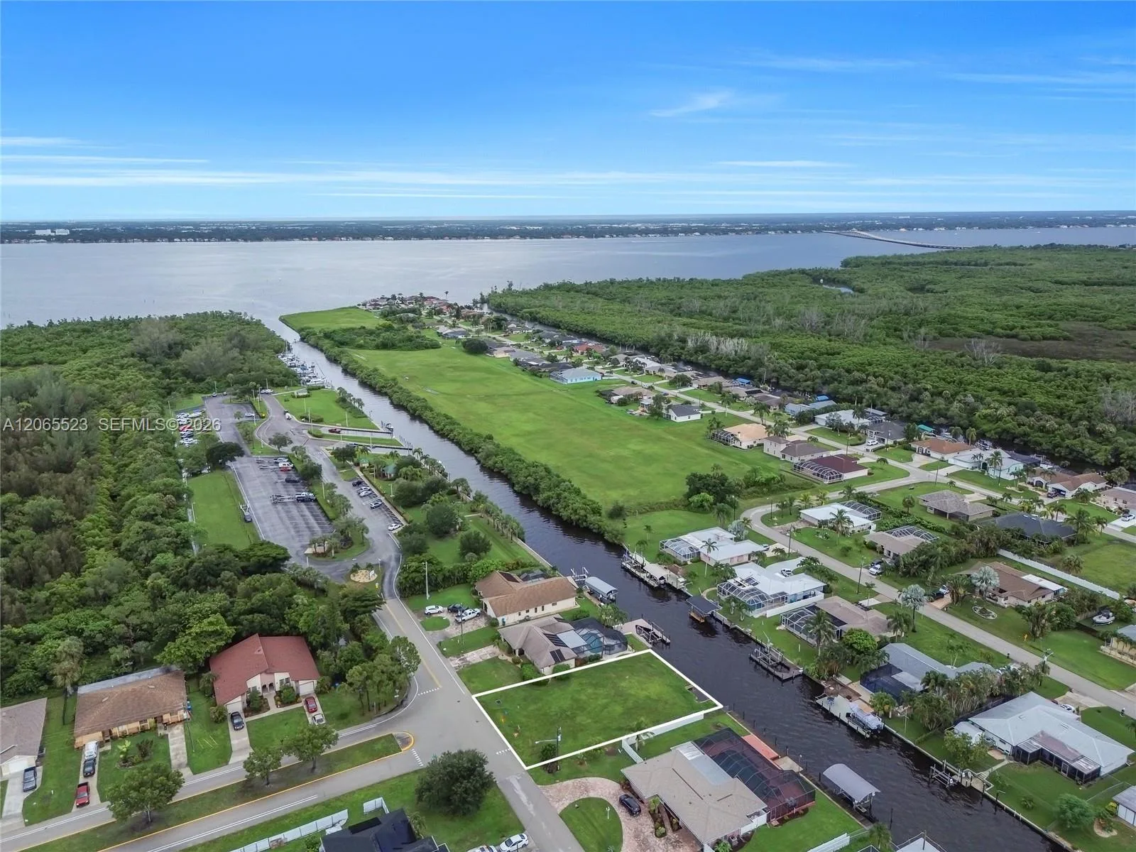 2328 SE 15 Terr, Cape Coral, FL 33990