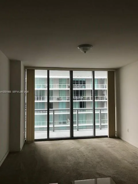 79 SW 12th St # 3109-S, Miami, FL 33130
