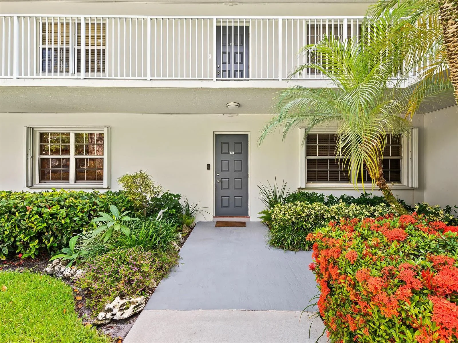 4221 W Palm Aire Drive # 102, Pompano Beach, FL 33069