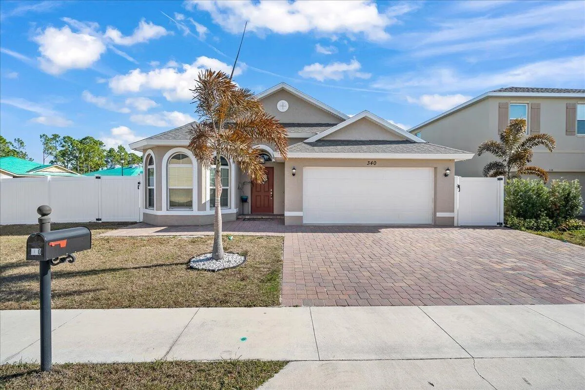 340 PALM BREEZES Drive, Fort Pierce, FL 34945 photo 2