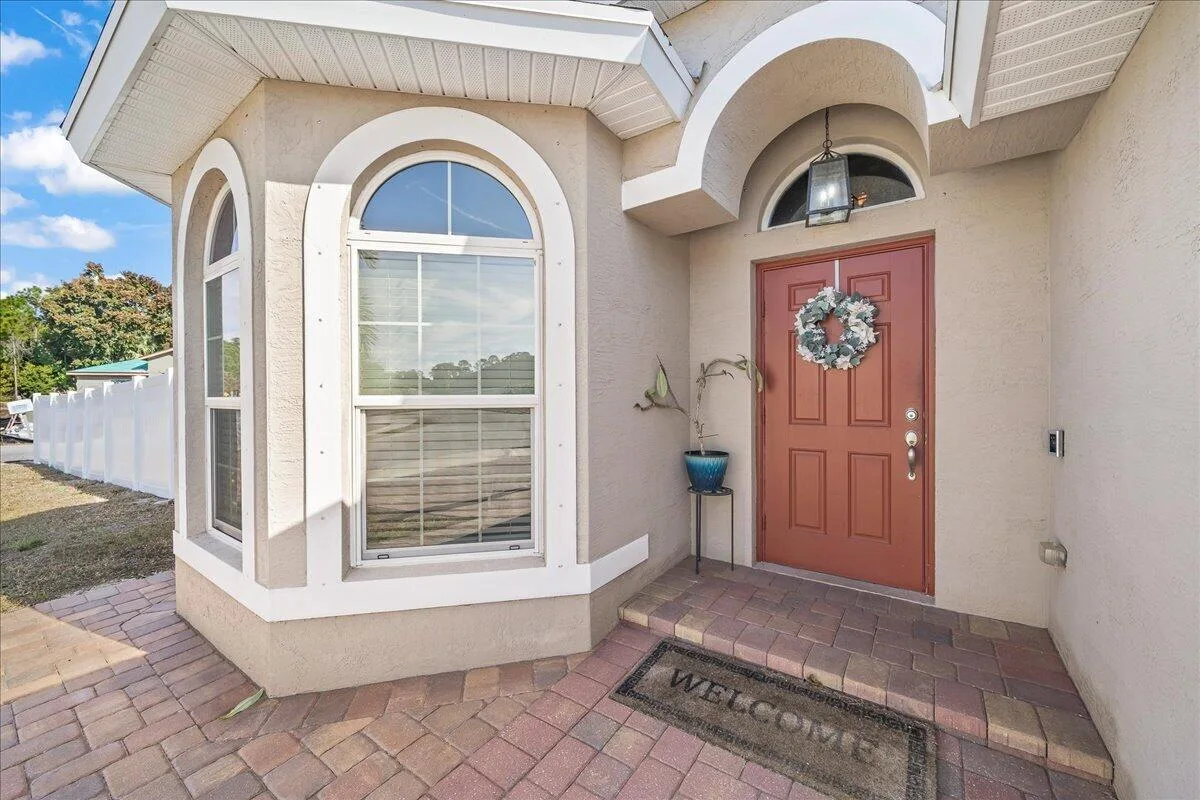 340 PALM BREEZES Drive, Fort Pierce, FL 34945 photo 3
