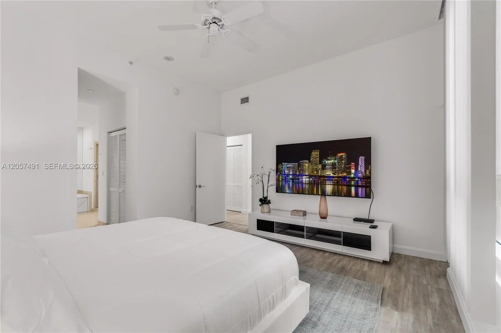 785 Crandon Blvd # 106, Key Biscayne, FL 33149 photo 9