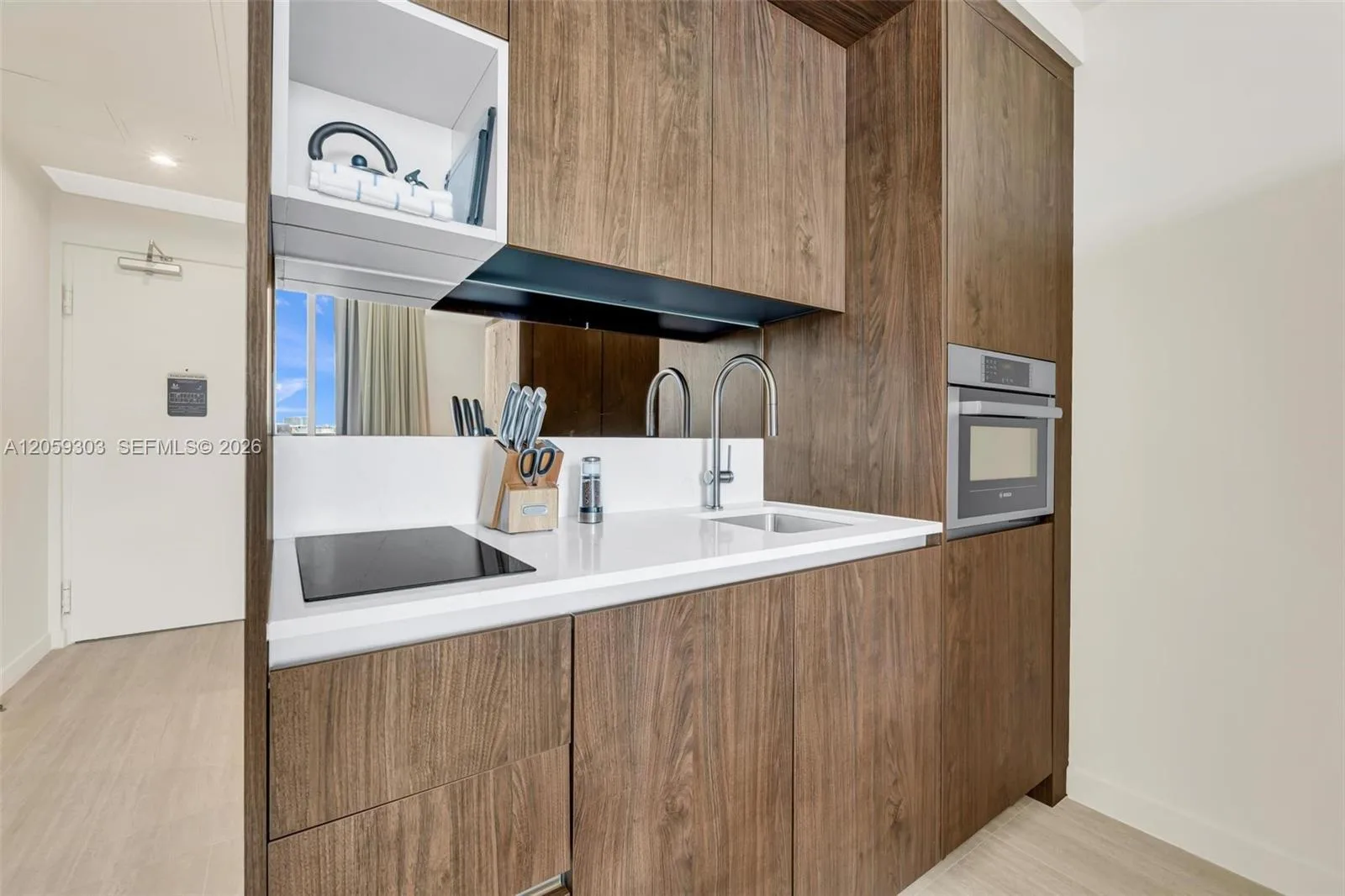 1611 SW 2nd Ave # 713, Miami, FL 33129 photo 8