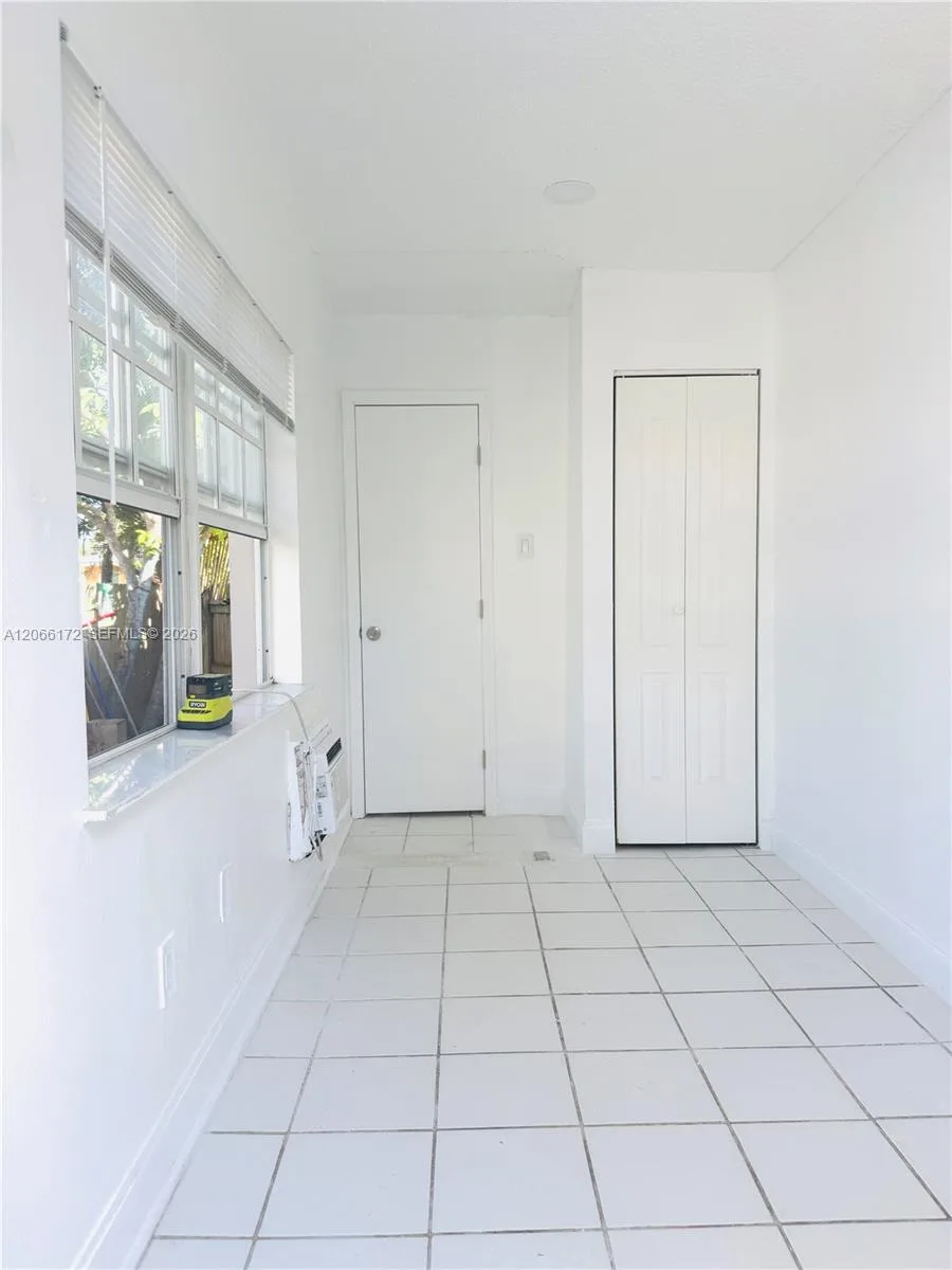 1922 Mckinley St # 3, Hollywood, FL 33020 photo 3