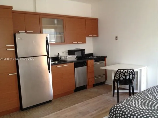 1127 Euclid Ave # 205, Miami Beach, FL 33139 photo 3