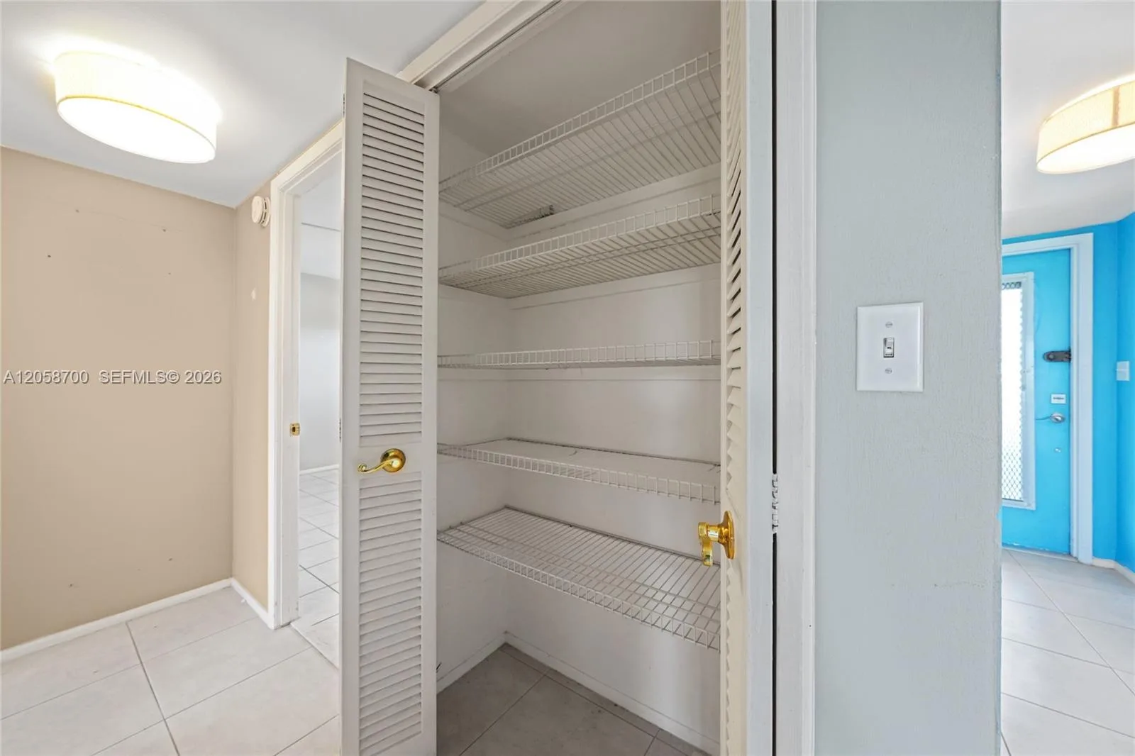 4800 Hillcrest Ln # 402, Hollywood, FL 33021 photo 7