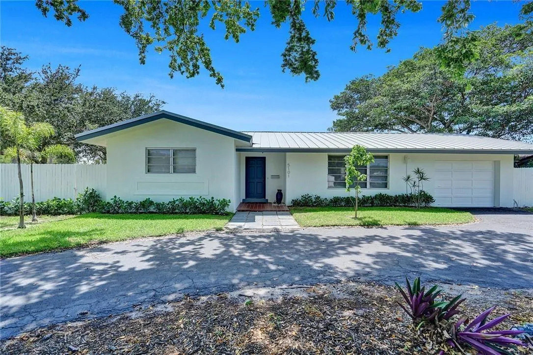 5101 NE 27th Avenue, Lighthouse Point, FL 33064