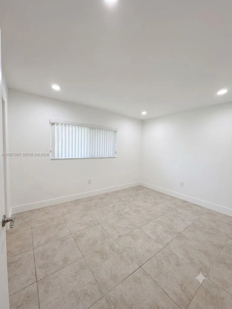 8065 SW 107th Ave # 201, Miami, FL 33173 photo 4