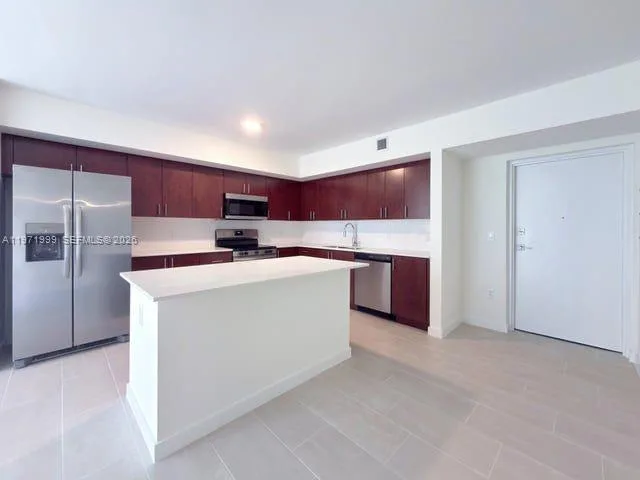 11239 NW 4th Ter # 610, Sweetwater, FL 33172