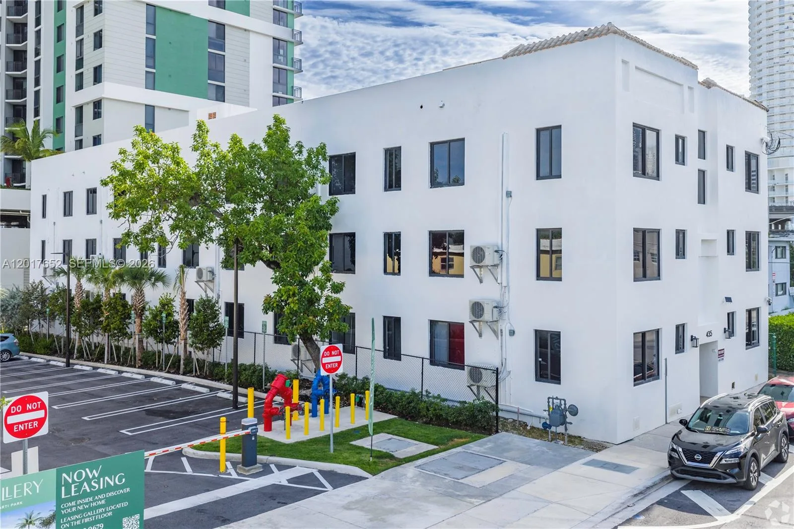 433 SW 6th St # 10, Miami, FL 33130