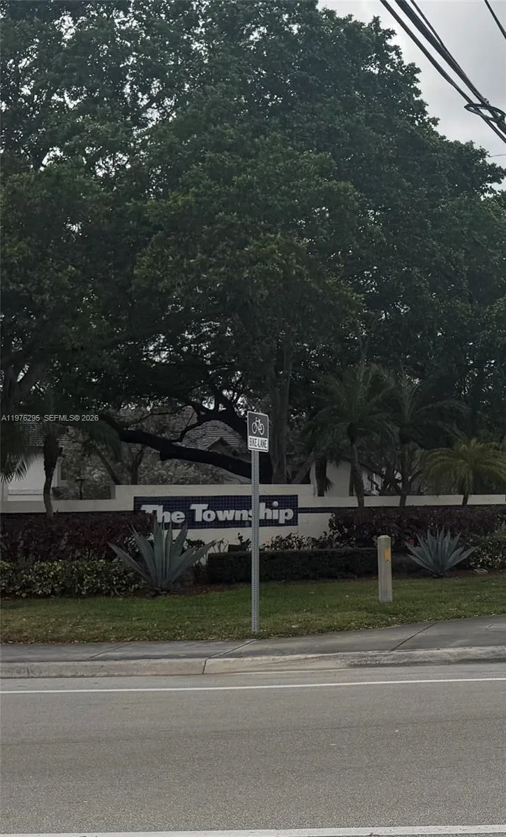 2590 N Carambola Cir N # 1877, Coconut Creek, FL 33066