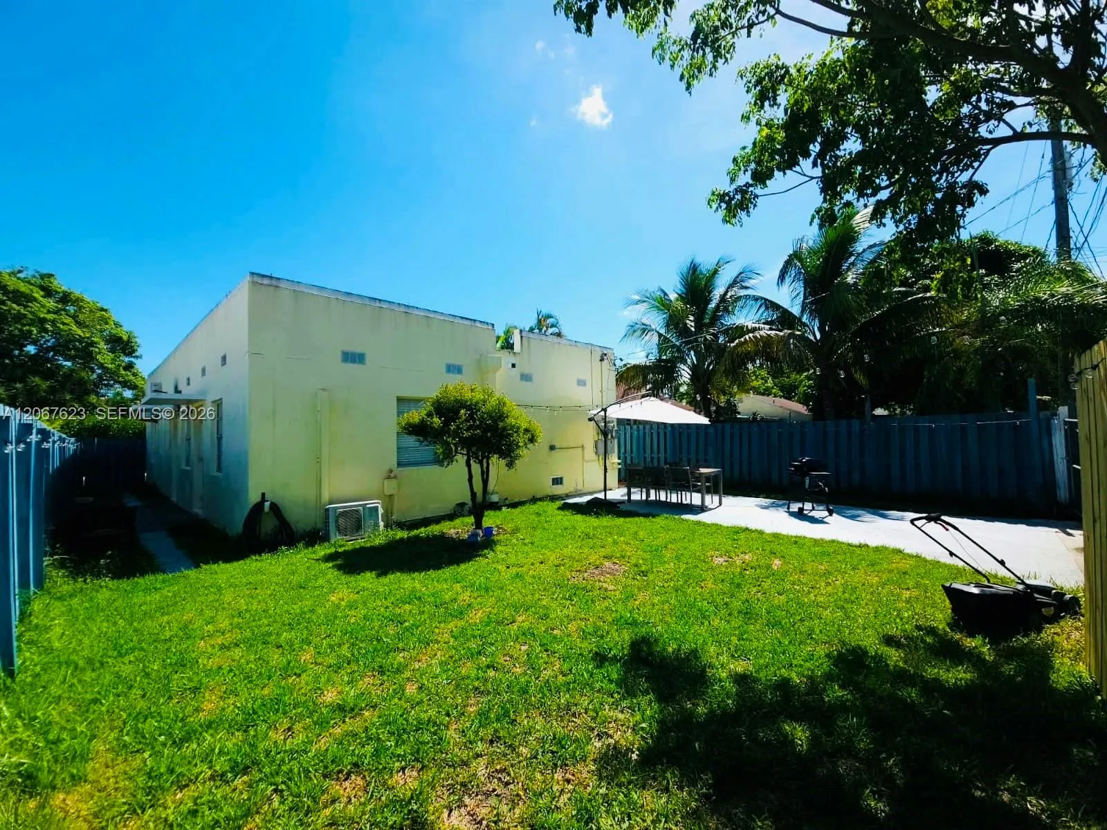 1639 Hayes St # 1, Hollywood, FL 33020 photo 10