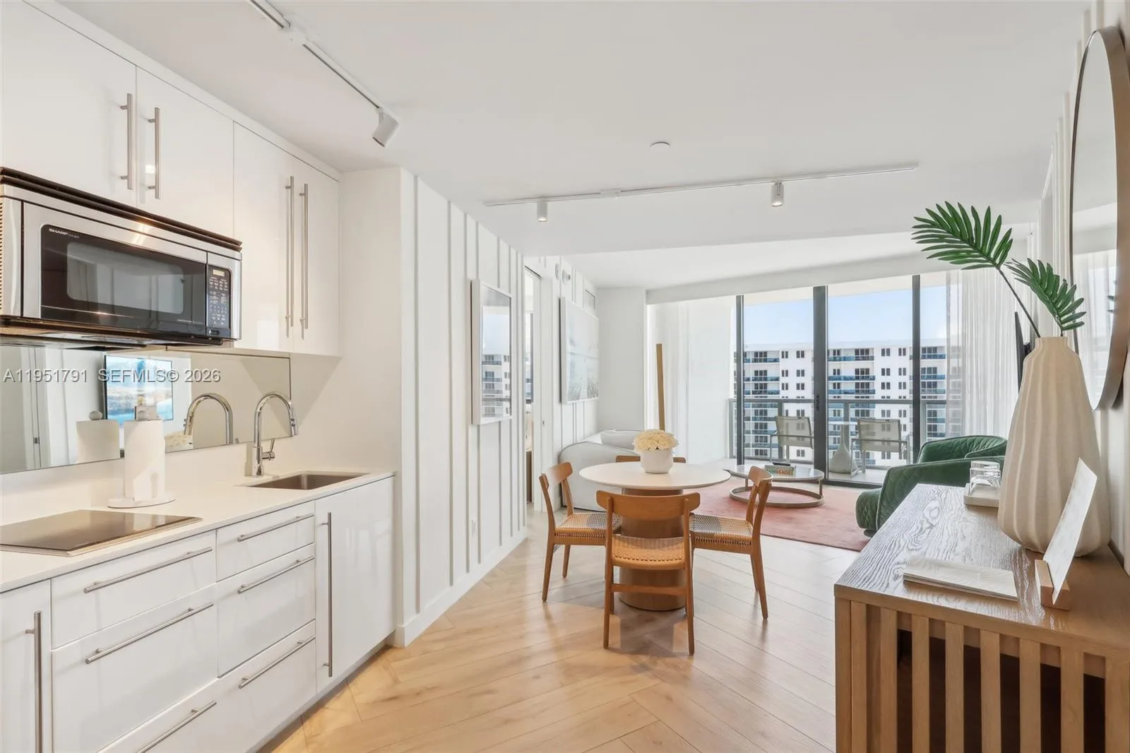 2201 Collins Ave # 1511, Miami Beach, FL 33139 photo 3