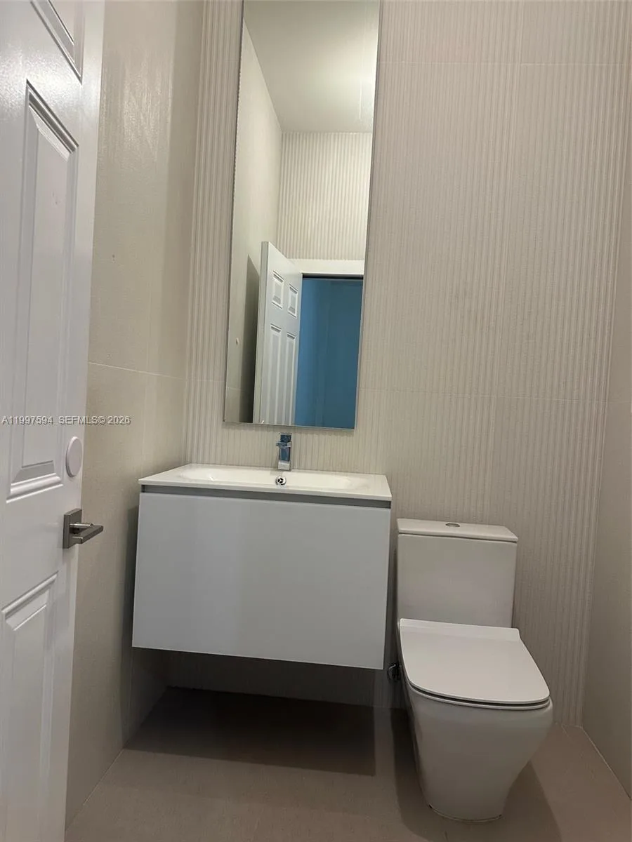 280 NE 59th St # 290, Miami, FL 33137 photo 9