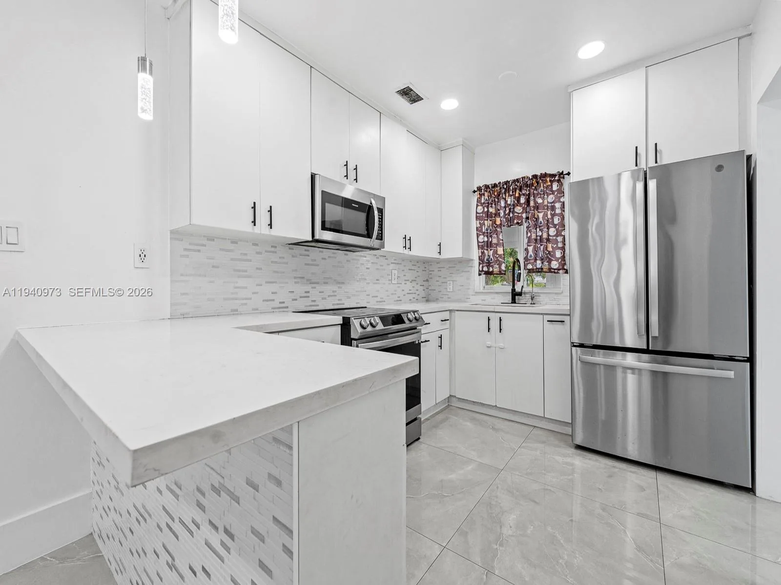 1230 NW 35th St, Miami, FL 33142 photo 7