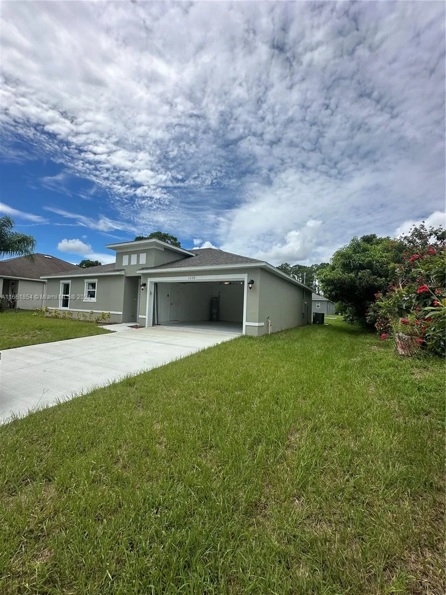 1252 Glencove avenue NW # 44, Palm Bay, FL 32907 photo 5
