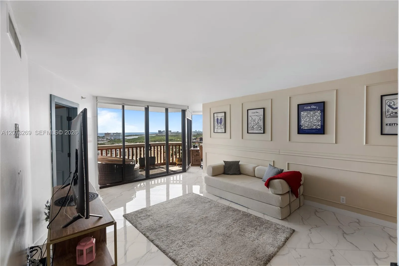 1000 W Island Blvd # 2803, Aventura, FL 33160 photo 2