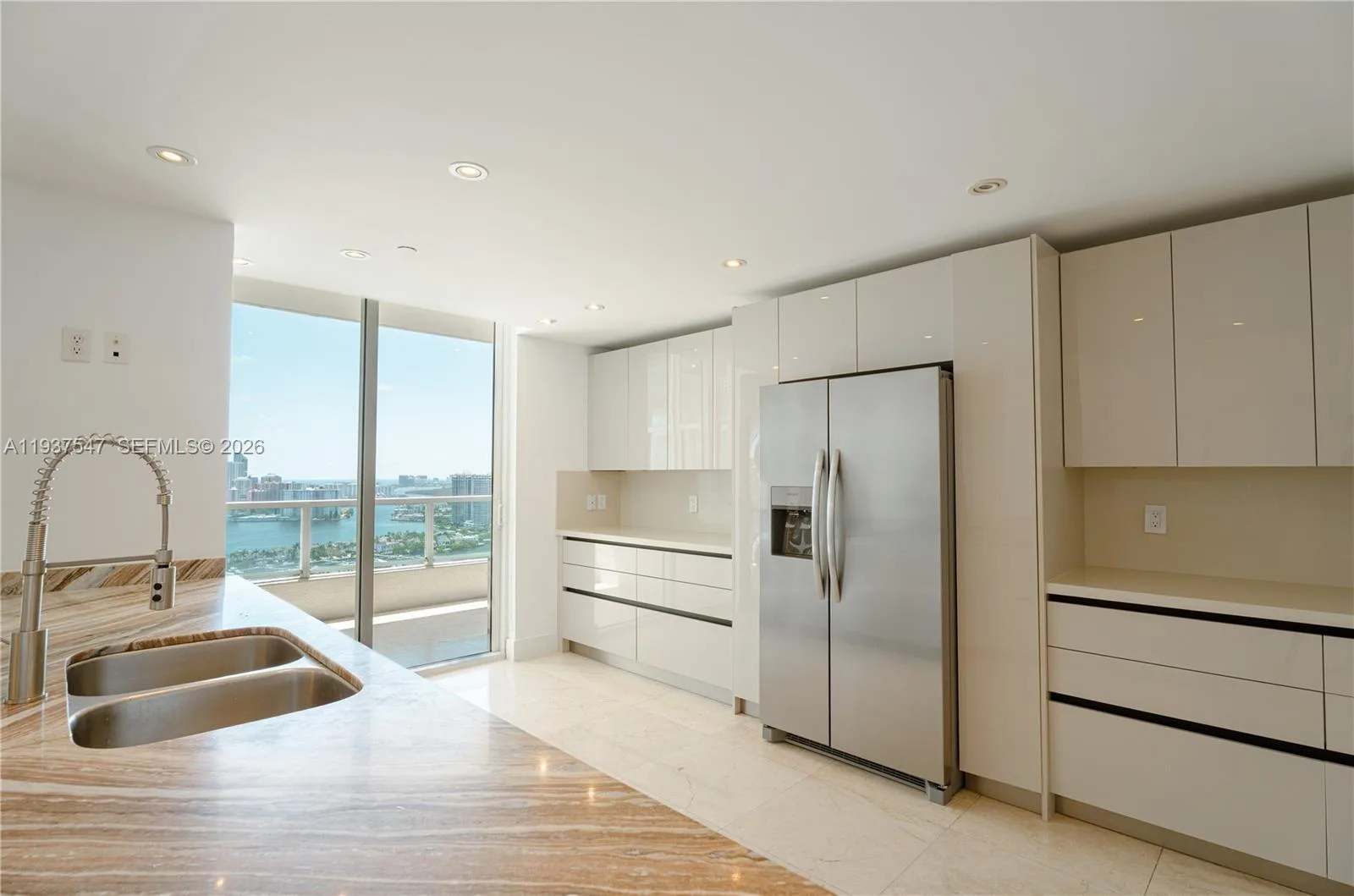 3330 NE 190th St # MPH15, Aventura, FL 33180 photo 3