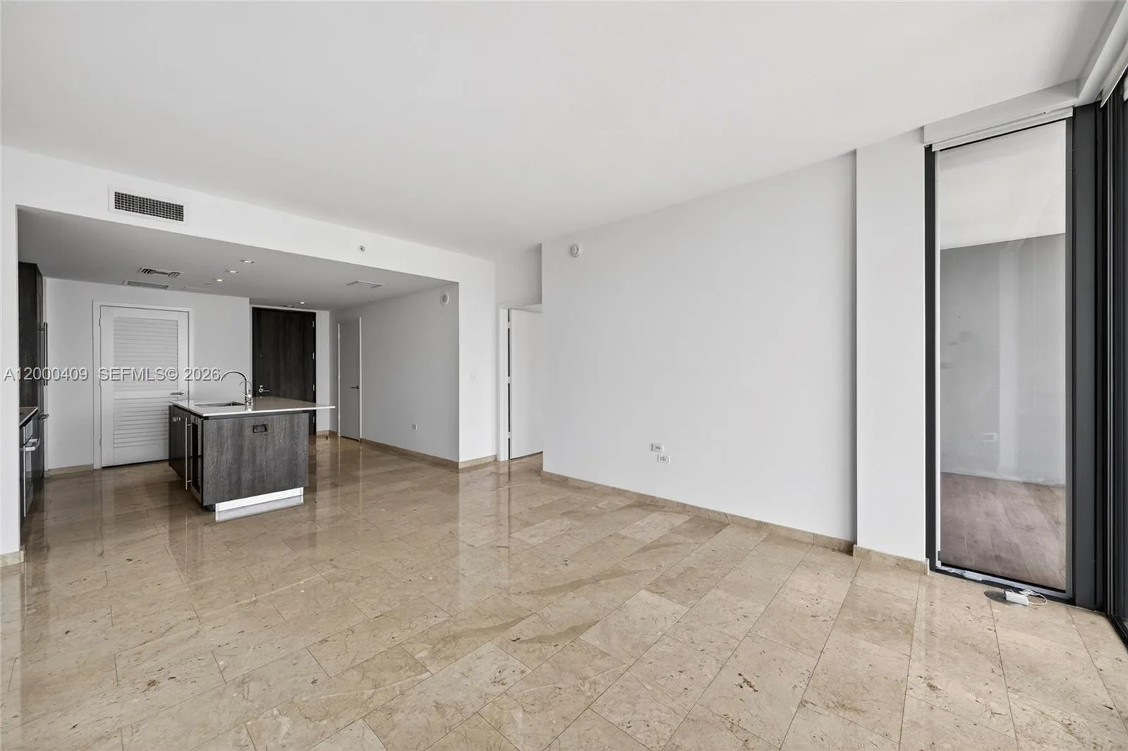 68 SE 6th St # 3906, Miami, FL 33131 photo 9