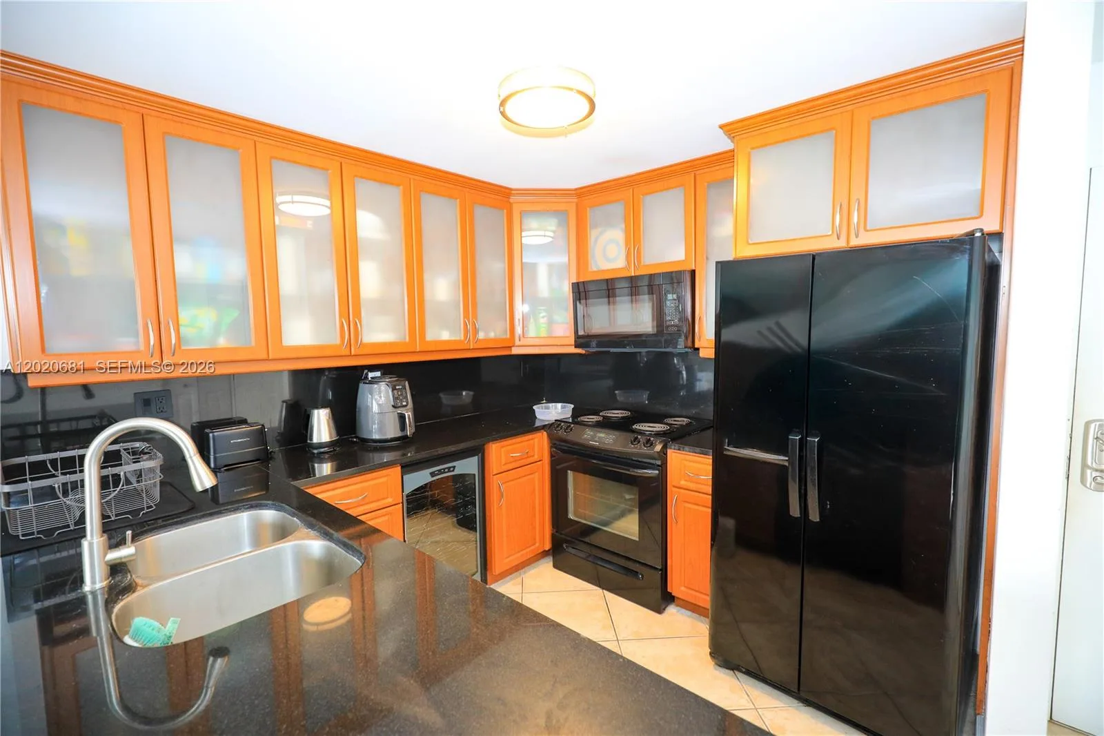 600 NE 36th St # 710, Miami, FL 33137 photo 2
