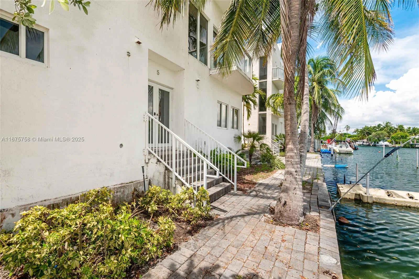 1975 Calais Dr, Miami Beach, FL 33141 photo 4