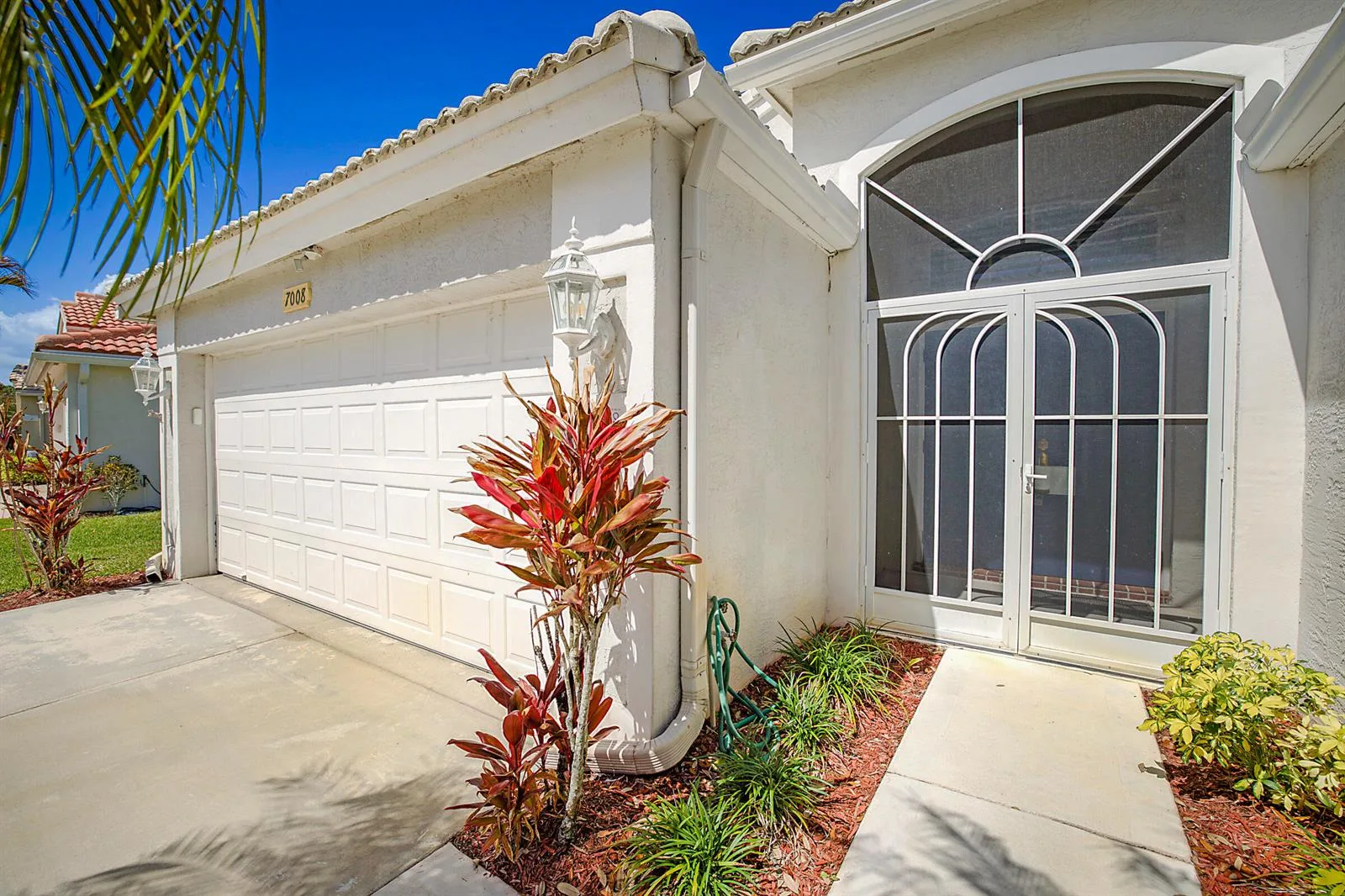 7008 SE Twin Oaks Circle, Stuart, FL 34997