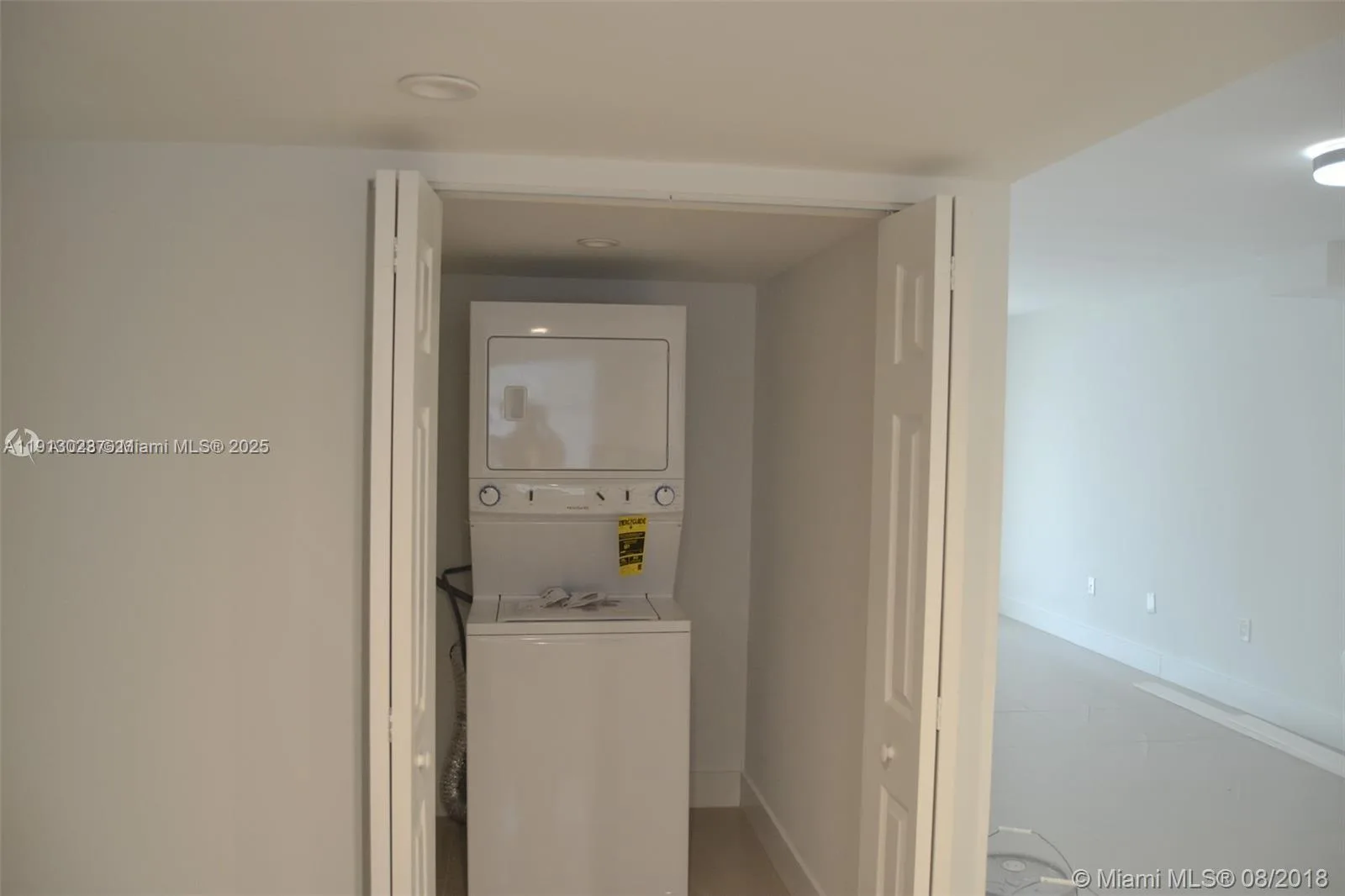 9375 Fontainebleau Blvd # L122, Miami, FL 33172 photo 11