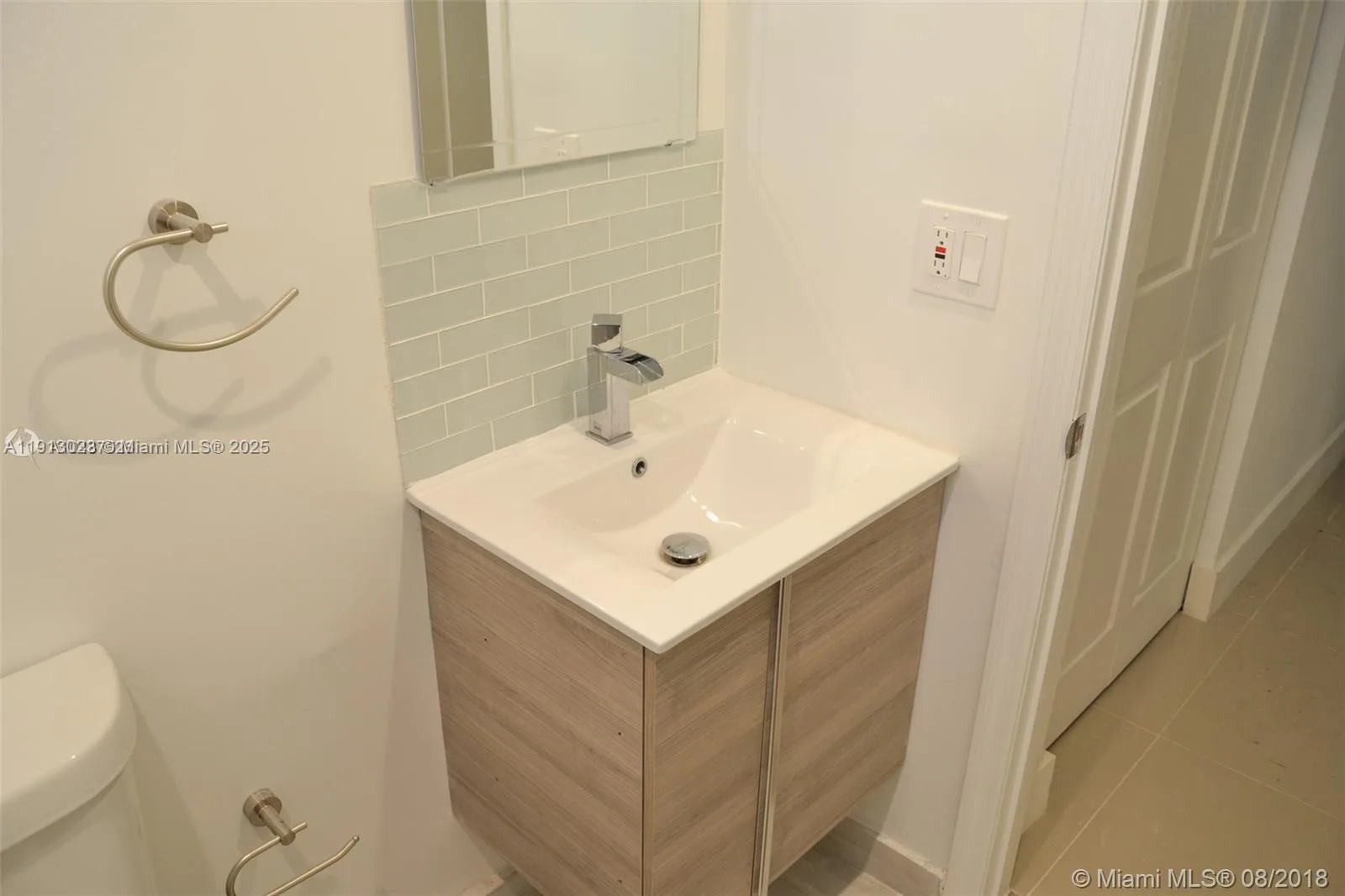 9375 Fontainebleau Blvd # L122, Miami, FL 33172 photo 13