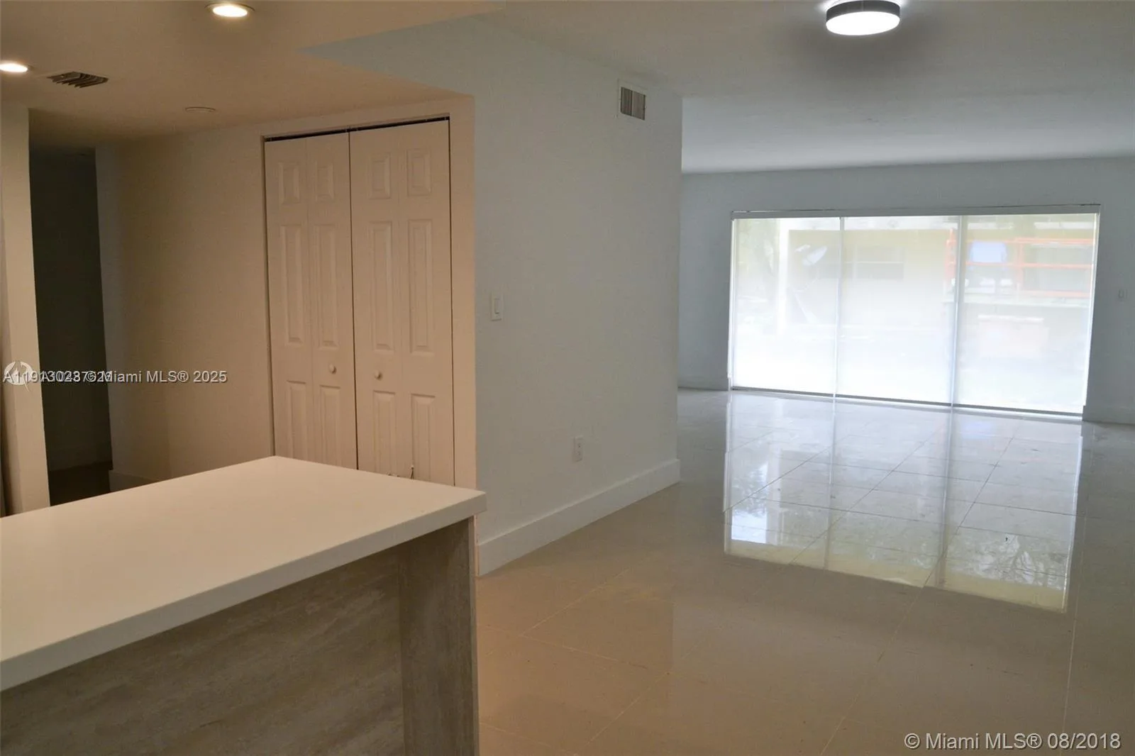 9375 Fontainebleau Blvd # L122, Miami, FL 33172 photo 5