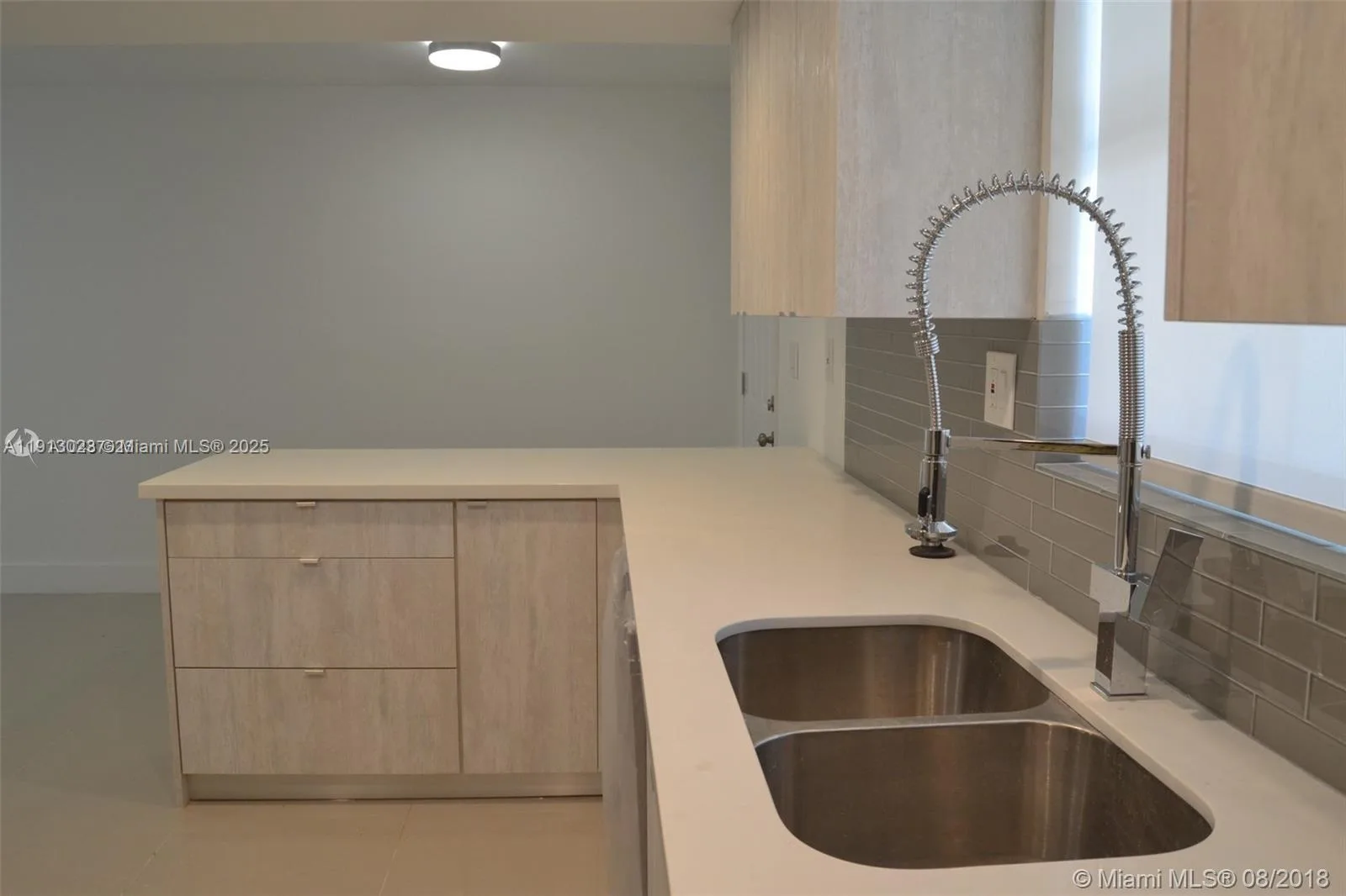 9375 Fontainebleau Blvd # L122, Miami, FL 33172 photo 7