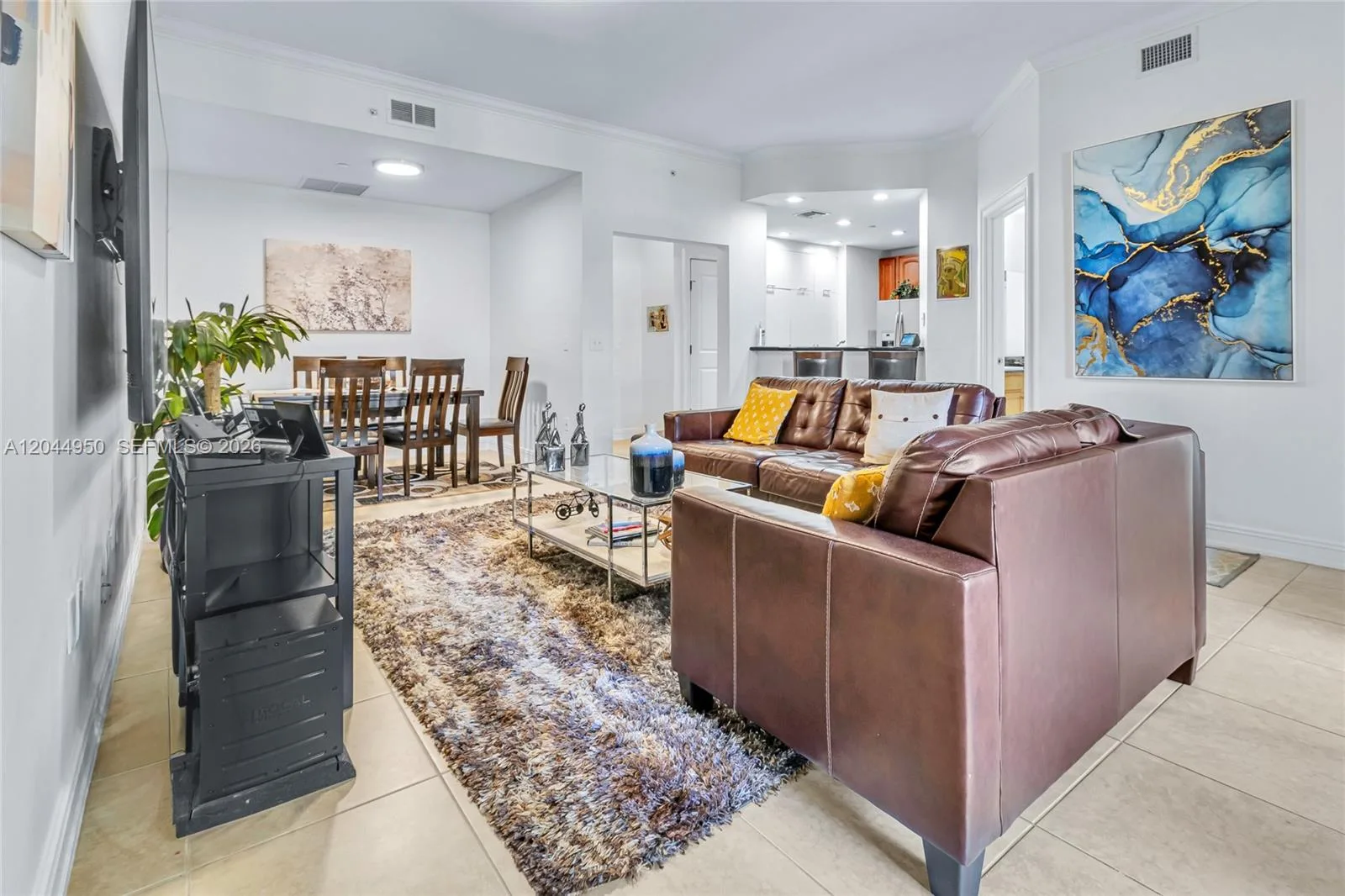 16100 Emerald Estates Dr # 298, Weston, FL 33331