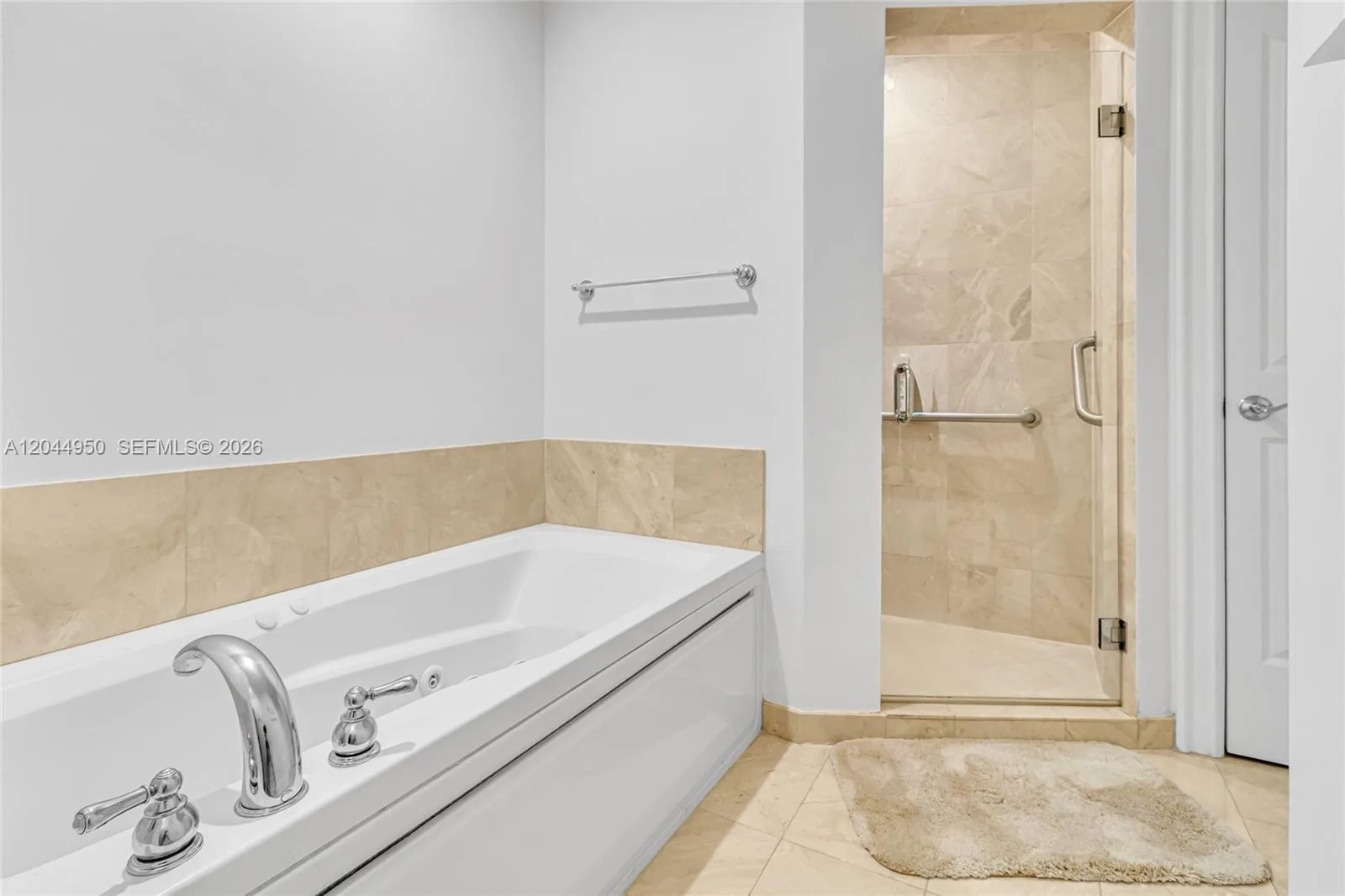 16100 Emerald Estates Dr # 298, Weston, FL 33331 photo 10