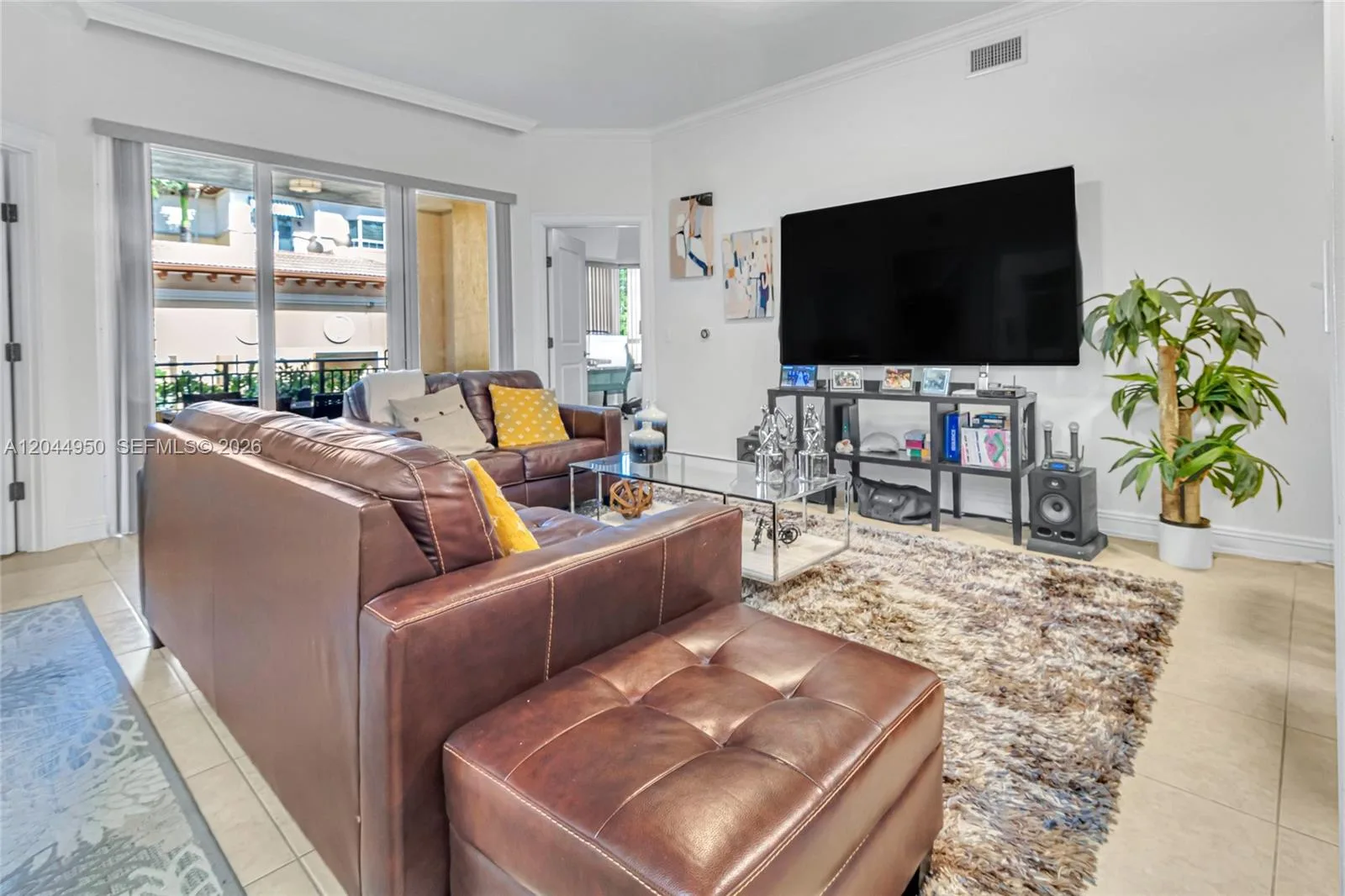 16100 Emerald Estates Dr # 298, Weston, FL 33331 photo 6