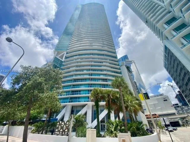 888 Biscayne Blvd # 3407, Miami, FL 33132