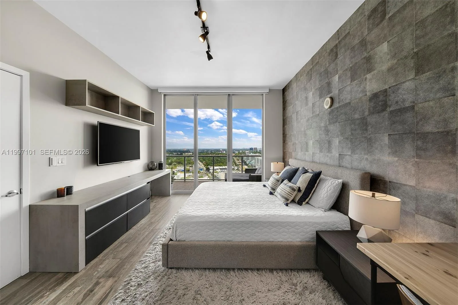 3470 E Coast Ave # H2403, Miami, FL 33137 photo 8