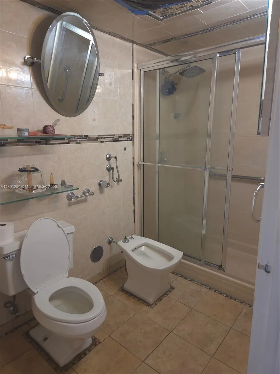 210 174th St # L18, Sunny Isles Beach, FL 33160 photo 7