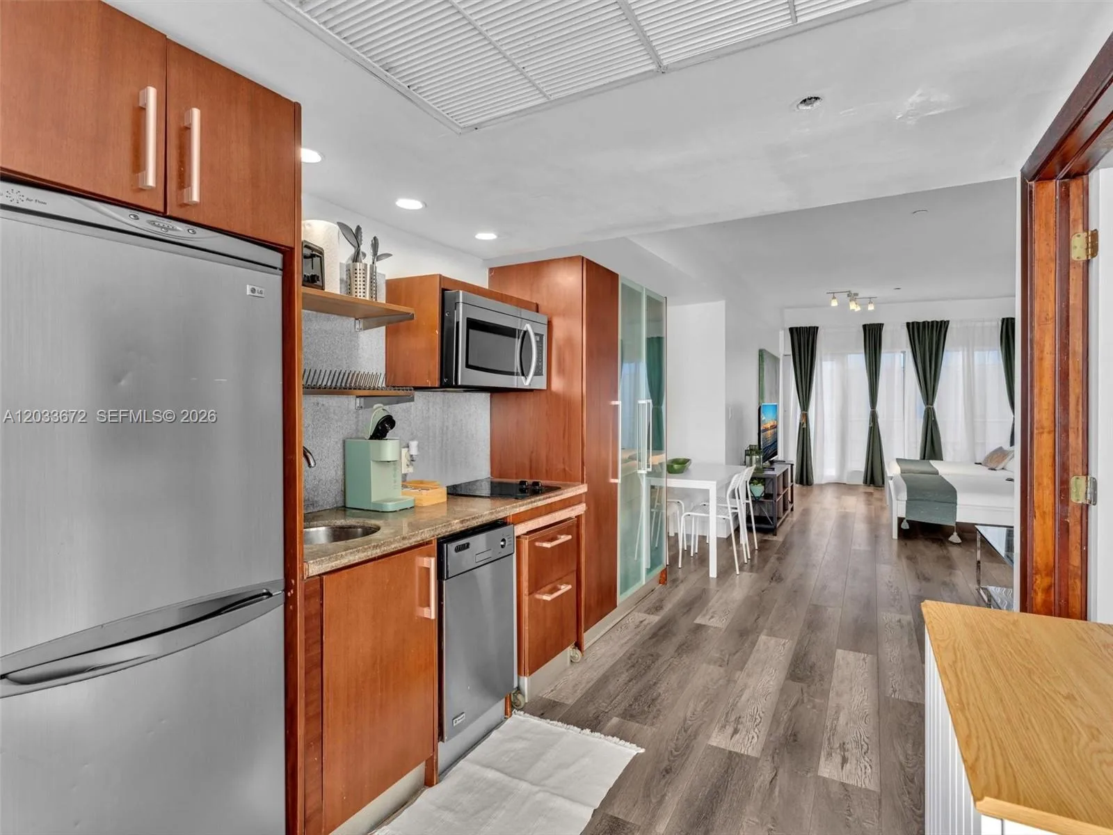 1052 Ocean Dr # C203, Miami Beach, FL 33139 photo 7