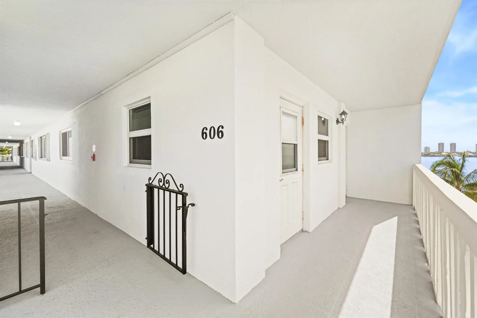 501 Lake Shore Drive # 606, Lake Park, FL 33403