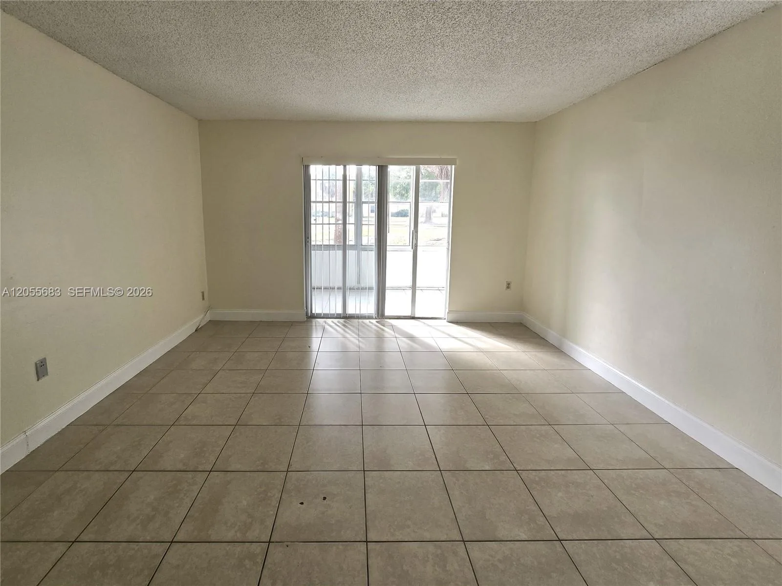 4334 NW 9th Ave # 9-1B, Deerfield Beach, FL 33064
